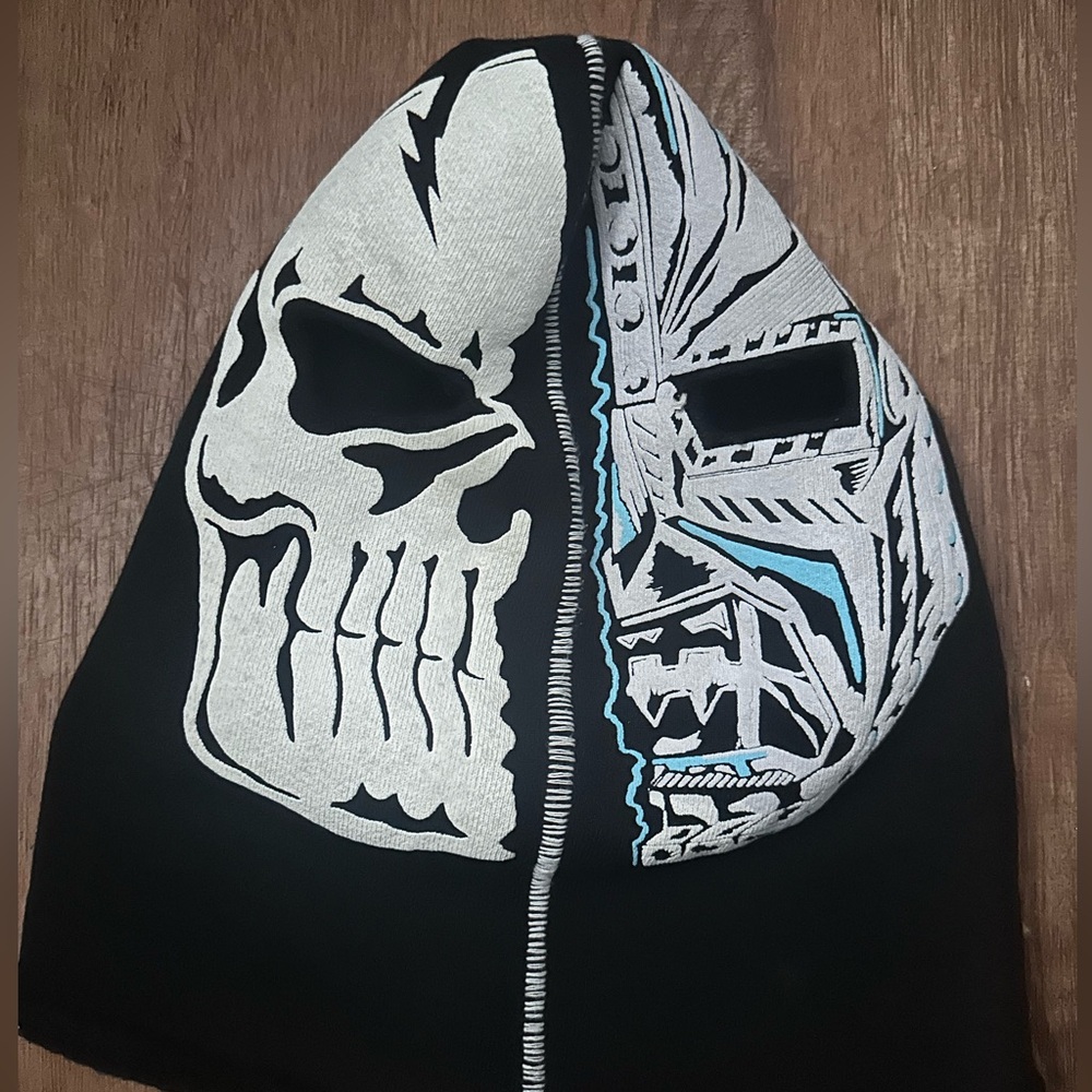 Warren Lotas mask